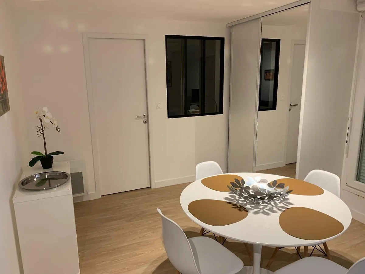 Kistin T1 Bis Hypercentre Renove Et Chaleureux Apartment Brest